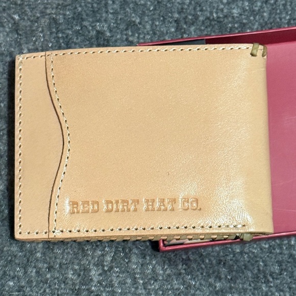 Red Dirt Hat Co. Leather Bifold Wallet - Picture 4 of 5